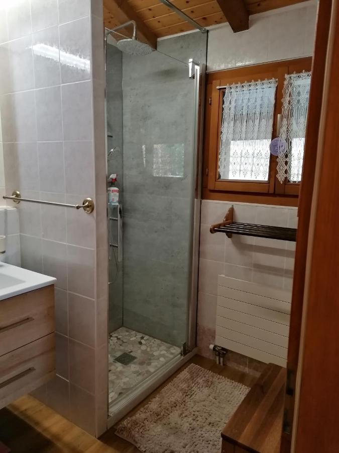 Les Combles Des Combes Hotel Ollon Ngoại thất bức ảnh
